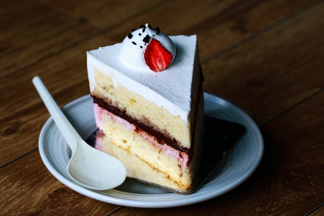 Should Cheesecake Be Served at Room Temperature